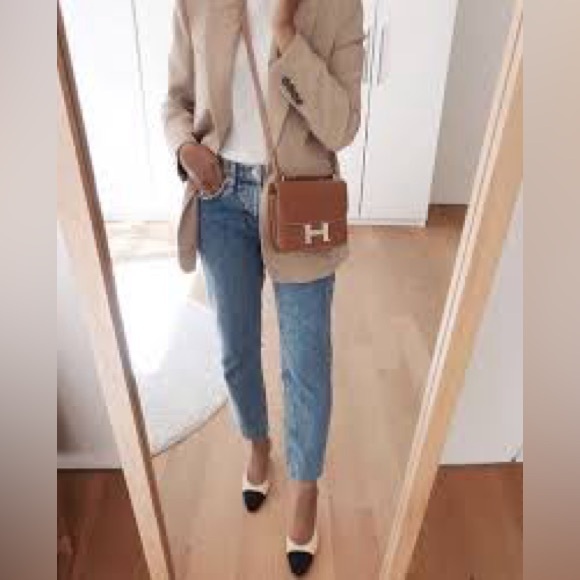 SOLD! HERMES Constance 18 Mini Gold Epsom Leather PHW. Stamp B! - Picture 4 of 16